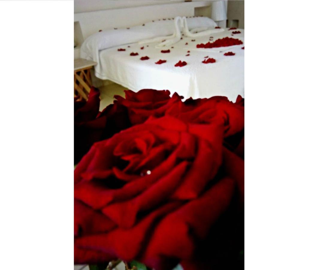 Il Piccolo Peccato (Adults Only) Ξενοδοχείο Κουερναβάκα Εξωτερικό φωτογραφία